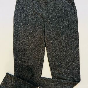 Eileen Fisher Sz S tapered leg pants. Black/white.